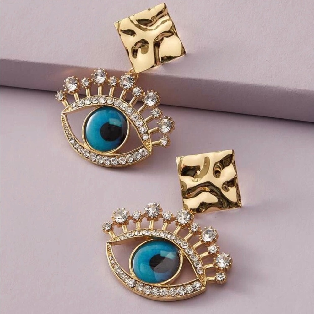 Eye Earring - Picture 2 of 2